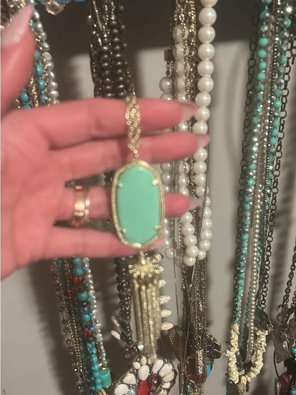 Kendra Scott Gold Pendant Necklace with Mint Green Stone